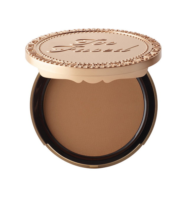 Bronzer Too Faced, 155 zł/ Sephora