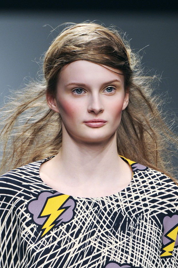 Fryzura na pokazie A. Detacher