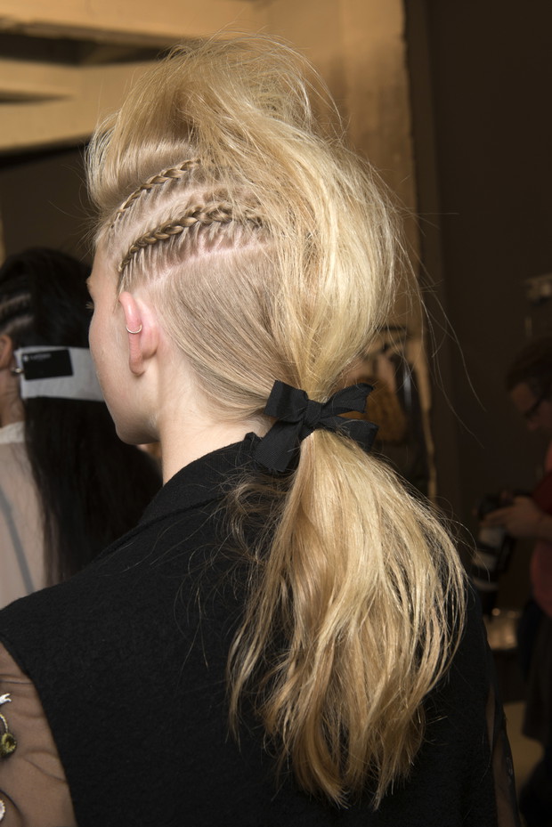 Fryzura na pokazie Andrew GN