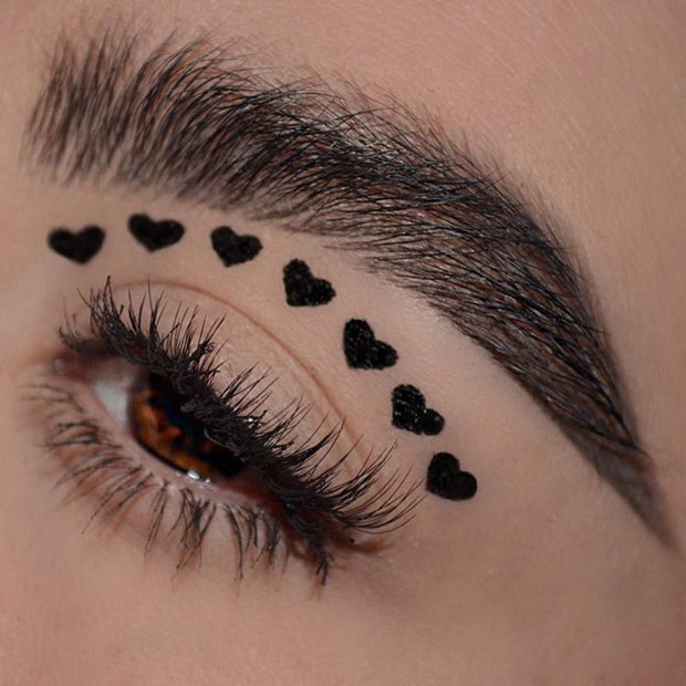 Makijaż brwi Alexy Link