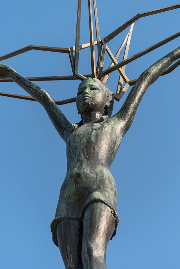 Pomnik Sadako z żurawiem w Hiroshimie