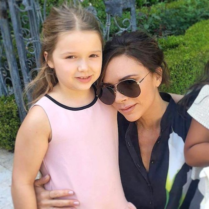 Harper Beckham i Victoria Beckham