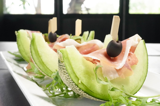 Przepisy na Andrzejki: melon z prosciutto