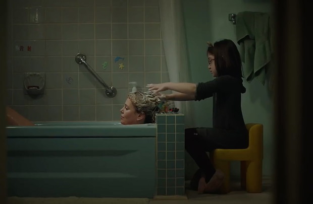 Charlize Theron w filmie Tully