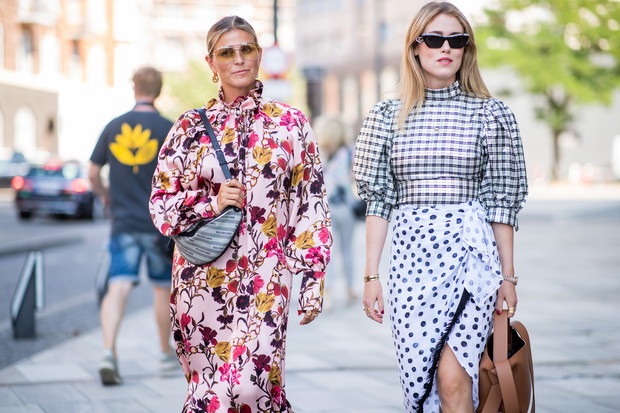 Sukienki w kwiaty moda trendy lato 2019