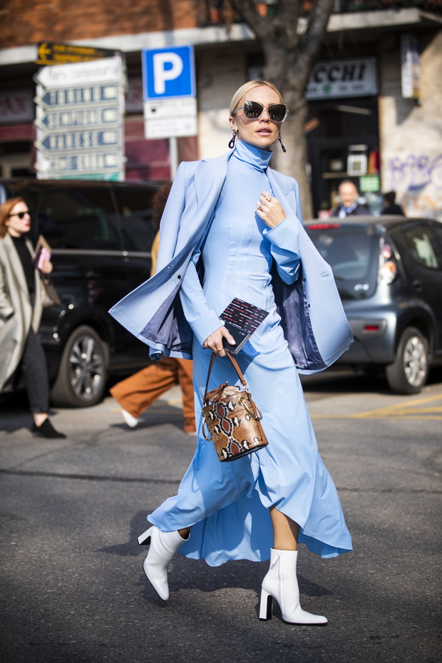 Bucket bag, najmodniejsza torebka lato 2019: trendy moda lato 2019