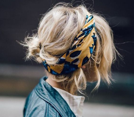 Fryzury z bandaną