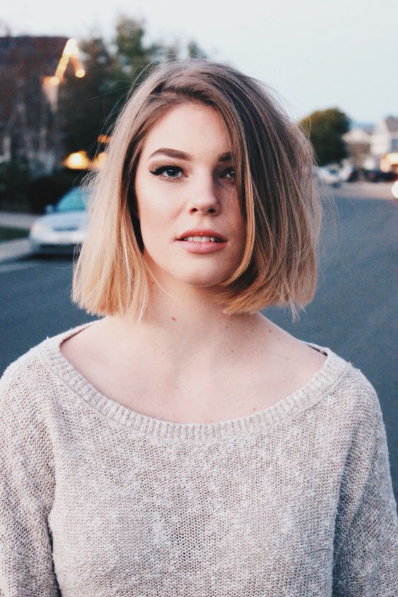 Modna krótka fryzura