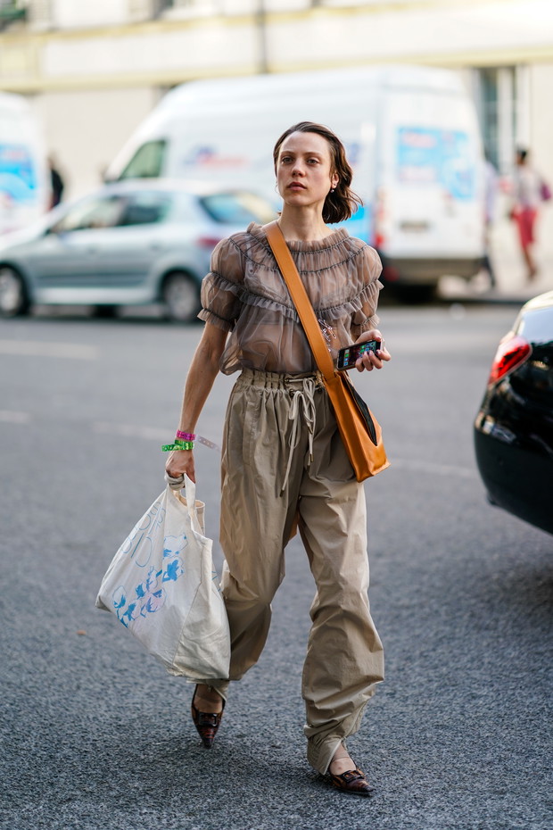 Łączenie kolorów ubrań - beż i brąz