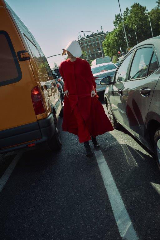 Opowieść podręcznej i Showroom ciekawa akcja społeczna