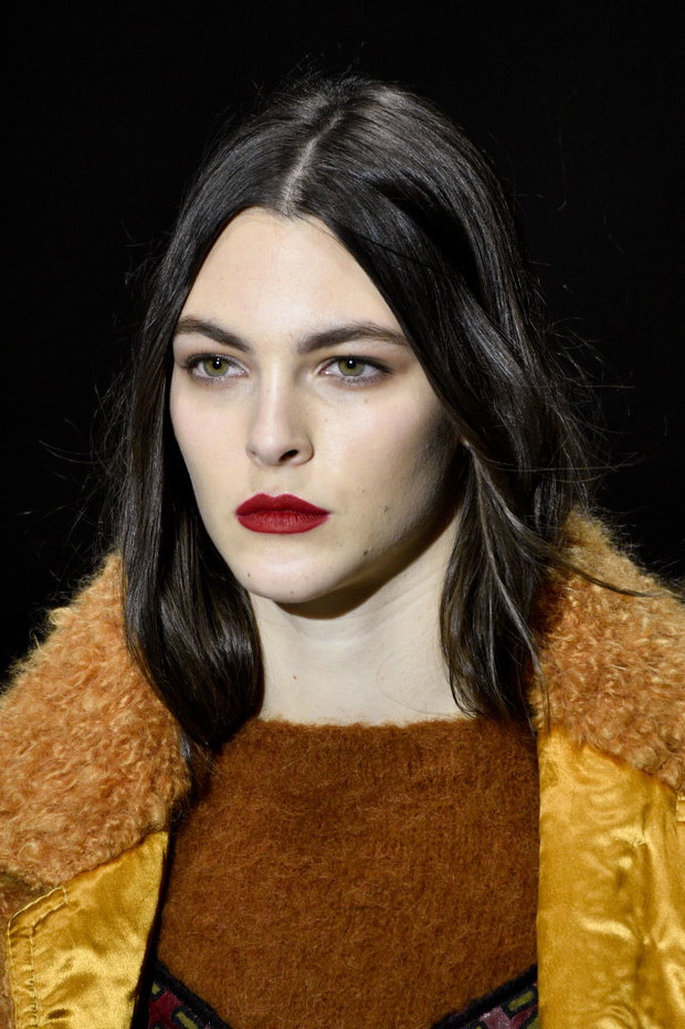 Makijaż jesień-zima 2018: power makeup (Bottega Veneta)