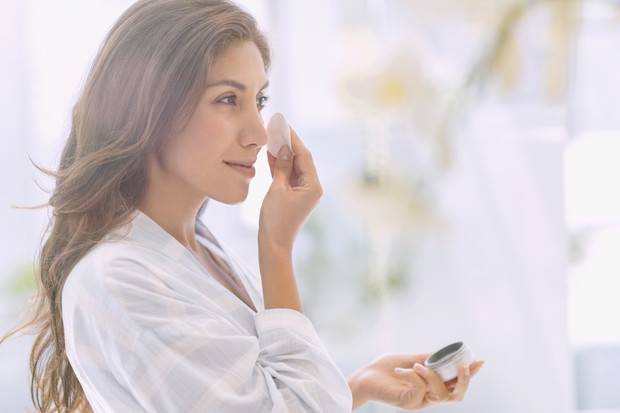 Wstempluj podkład w skórę