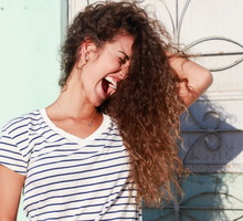 Sposób na przesuszone włosy