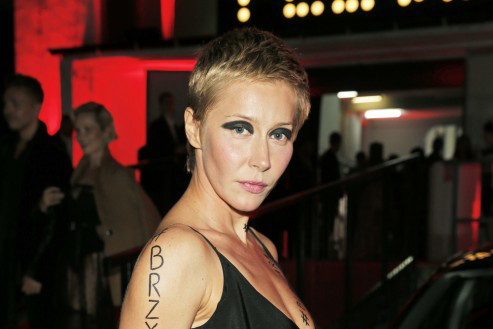 Katarzyna Warnke "głupia", "blachara", "idiotka"