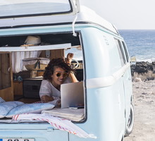 Wśród najbardziej popularnych wśród Polaków wakacyjnych kierunków od lat niezmiennie jest Azja. Nowością za to jest Ameryka Południowa z Peru na czele i Norwegia z miasteczkiem Tromsø na wyspie Tromsøya.