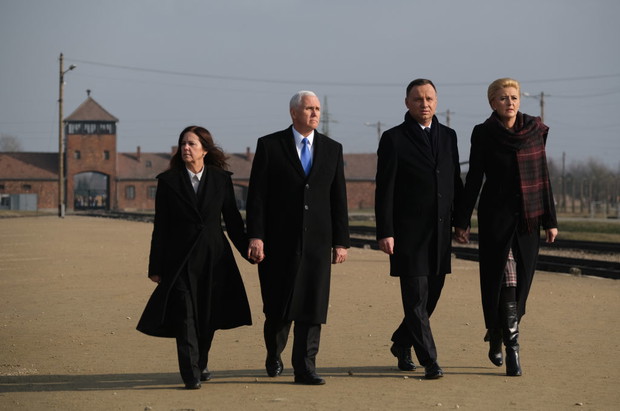 Agata Duda - Pierwsza Dama chce pensji?