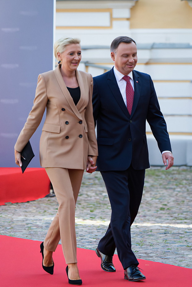 Agata Duda - Pierwsza Dama chce pensji?