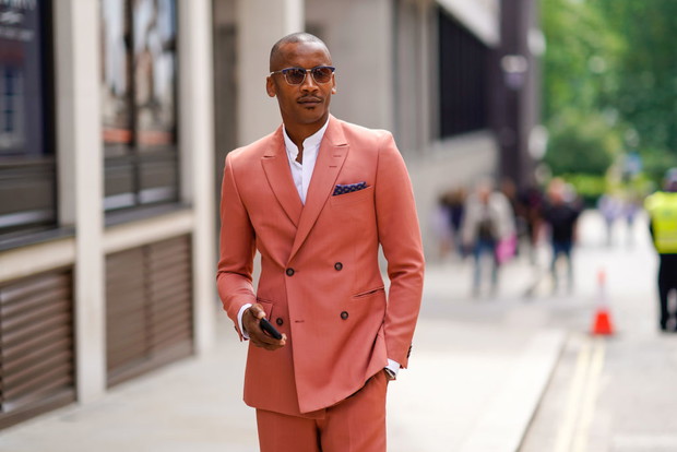 Pantone kolor roku 2019 Living Coral