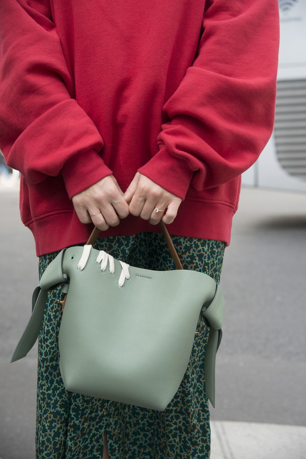 Trendy moda wiosna 2019: pistacja i inne odcienie zieleni