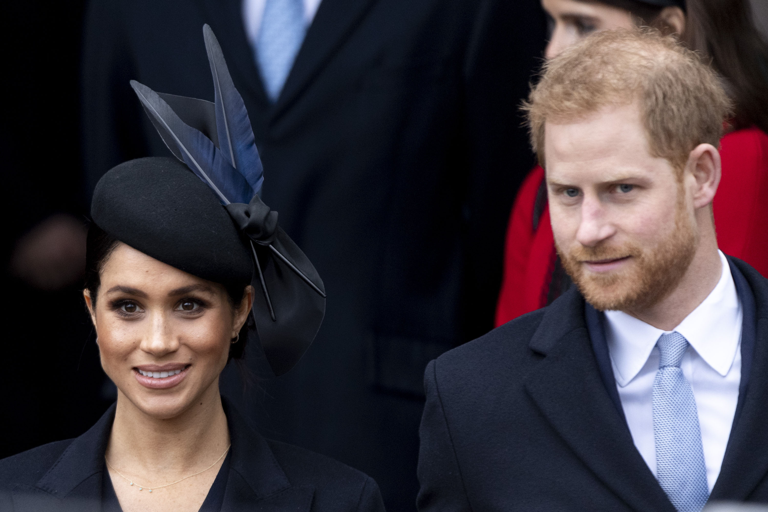 Dziecko Meghan Markle i księcia Harry’ego będzie miało kilkoro rodziców chrzestnych. Dla porównania, rolę rodziców chrzestnych najmłodszego syna Kate Middleton i księcia Williama, księcia Louisa, pełnią trzy pary.