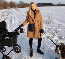 Kasia Tusk na pierwszym spacerze z dzieckiem