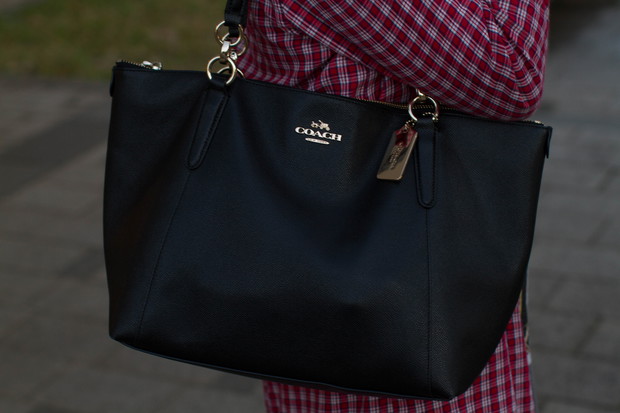 Modne akcesoria wiosna 2019: trendy moda wiosna 2019