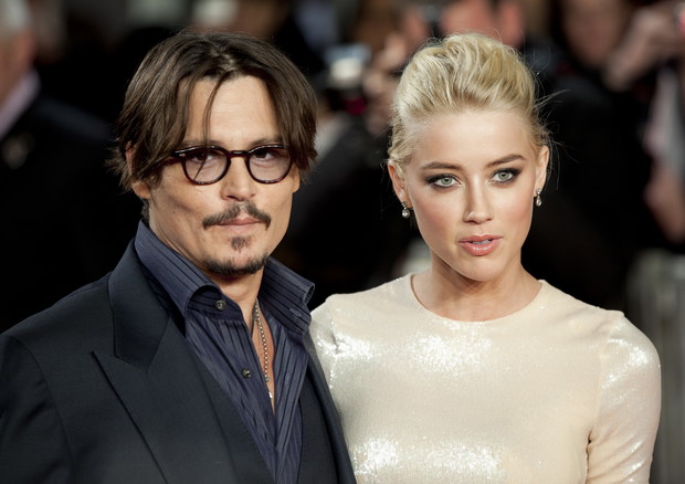 Amber Heard twierdzi, że Johnny Depp się nad nią znęcał i groził śmiercią