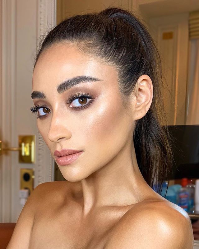 Rzęsy 3D – najlepszy sposób na zmysłowy wachlarz rzęs