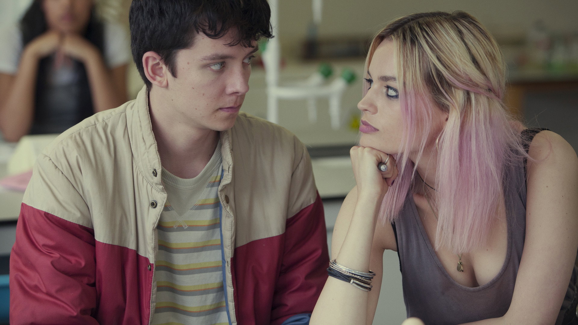 kadr z serialu "Sex Education"