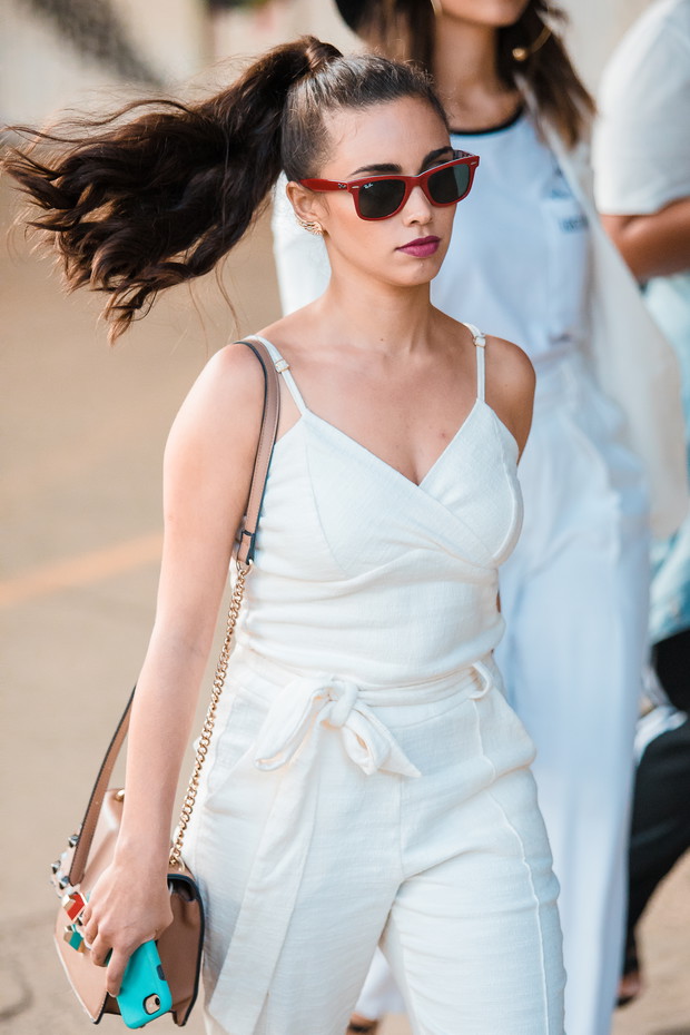 Modna fryzura na lato: jak nosić koński ogon