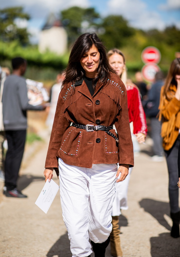 Modne fryzury na lato 2019 dla długich włosów – najmodniejsze upięcia