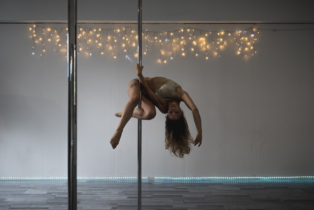 Pole dance wciąż kojarzony jest z erotyką?