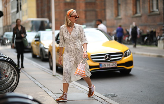 Trendy moda jesień 2019: przegląd sukienek