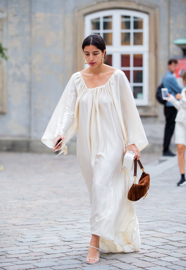 Trendy moda jesień 2019: przegląd sukienek