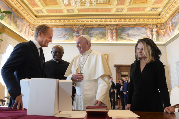 Donald Tusk na audiencji u papieża Franciszka w Watykanie