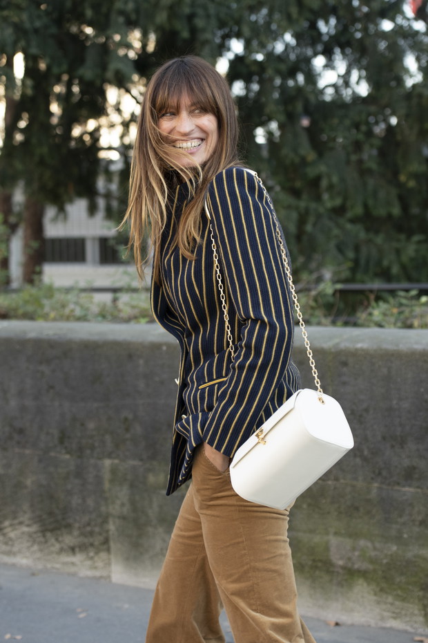 Fryzury z długą grzywką na jesień 2019: jak nosić fryzury z grzywką?