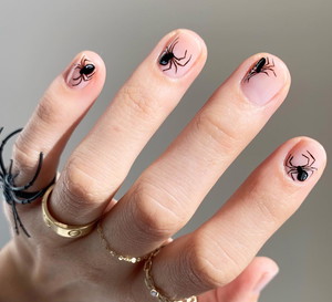 Paznokcie na Halloween