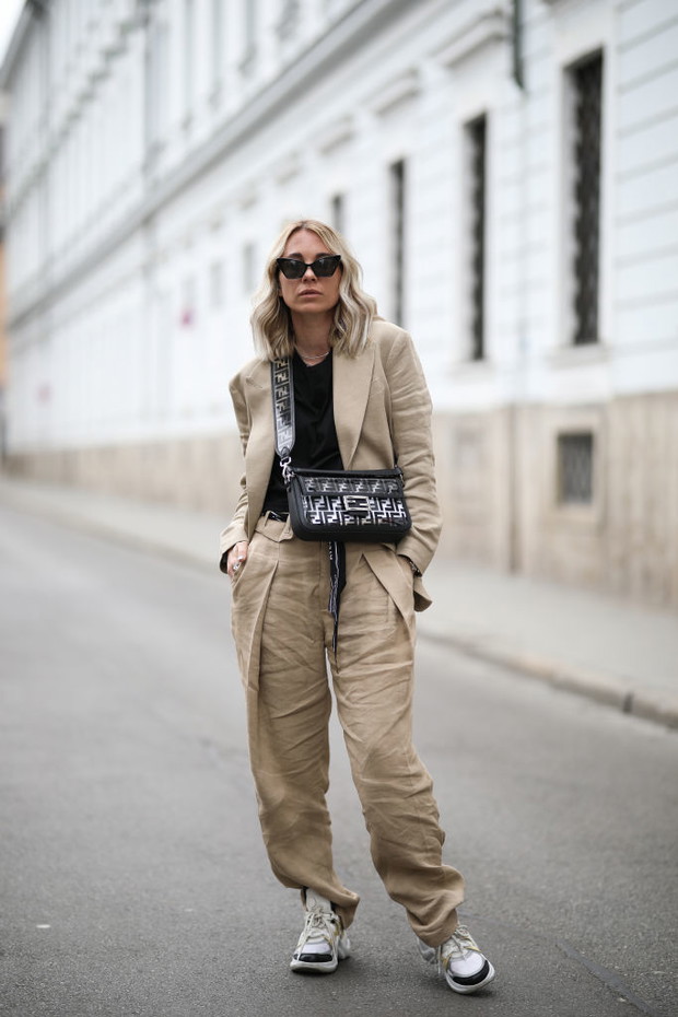 Beże na jesień 2019: trendy moda jesień 2019