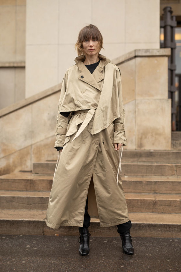 Trendy moda lato jesień 2019: beże na jesień 2019