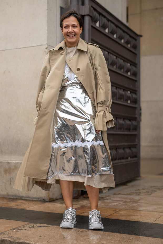 Trendy moda lato jesień 2019: beże na jesień 2019