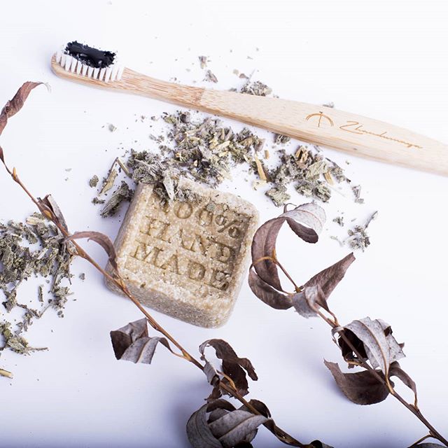 Jak zrobić szampon w kostce i komu go nie polecamy?