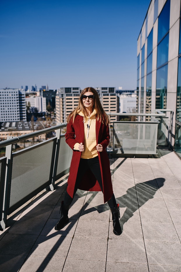 „Różnica pomiędzy rozwodem w młodym i dojrzałym wieku? Boli tak samo” – rozmowa z Katarzyną Kalicińską.