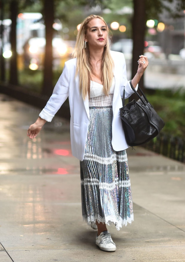 Trendy moda jesień 2019: spódnice z Fashion Weeka