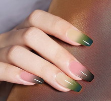 Ombre nails
