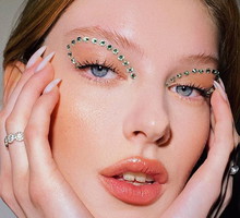 Makijaż na studniówkę 2022