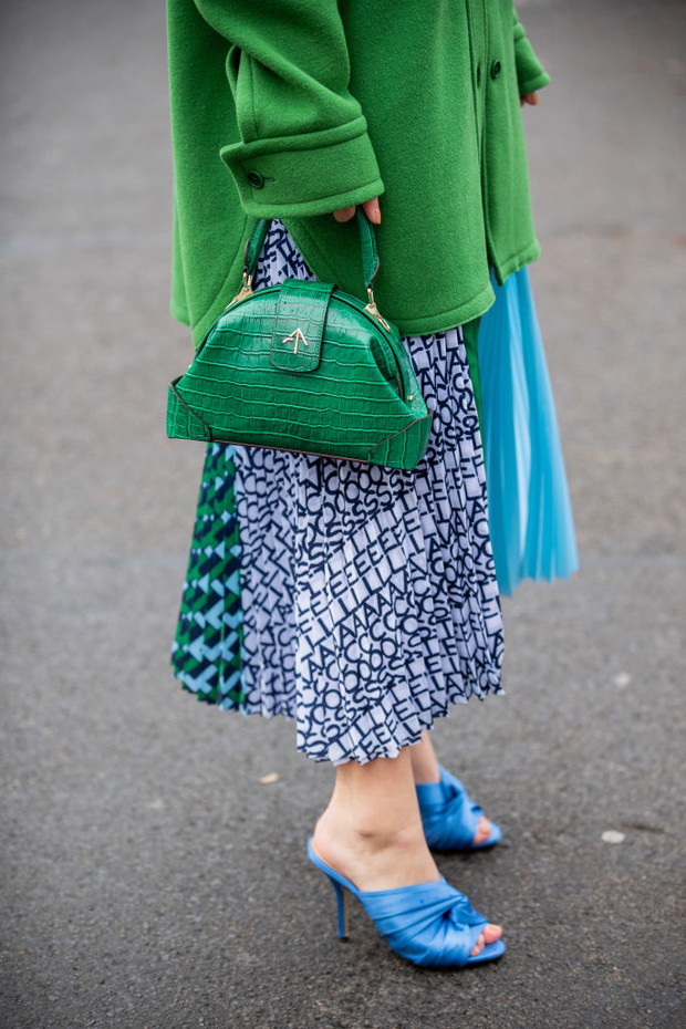 Ciemnozielony moda trendy 2020: modne kolor 2020