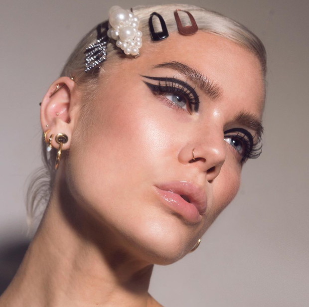 Makijaż na studniówkę 2022