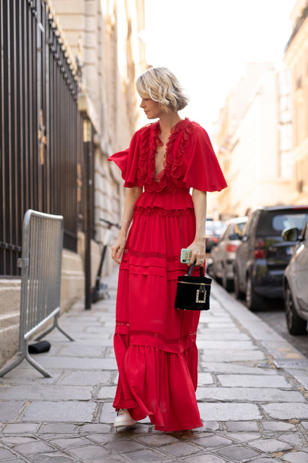 Moda trendy 2020: modne kolory czerwień