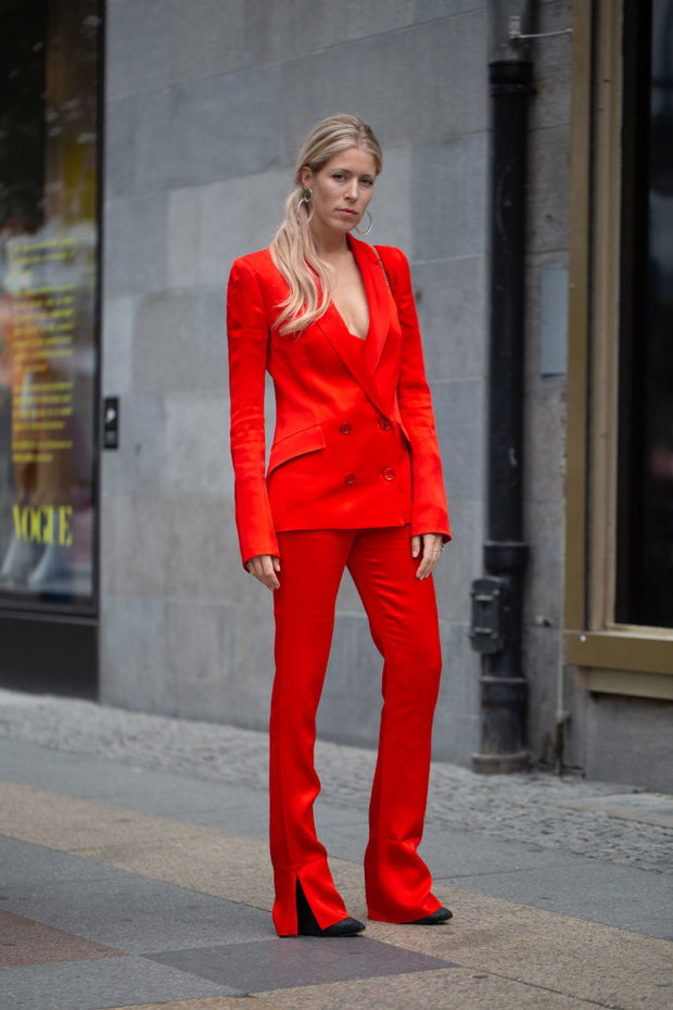 Moda trendy 2020: modne kolory czerwień