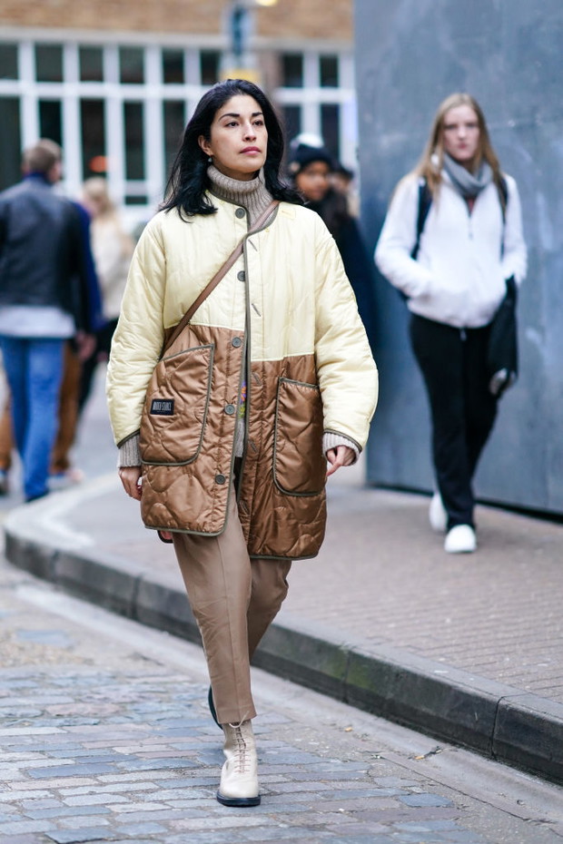 Moda trendy 2020: modne kolory pastelowy żółty